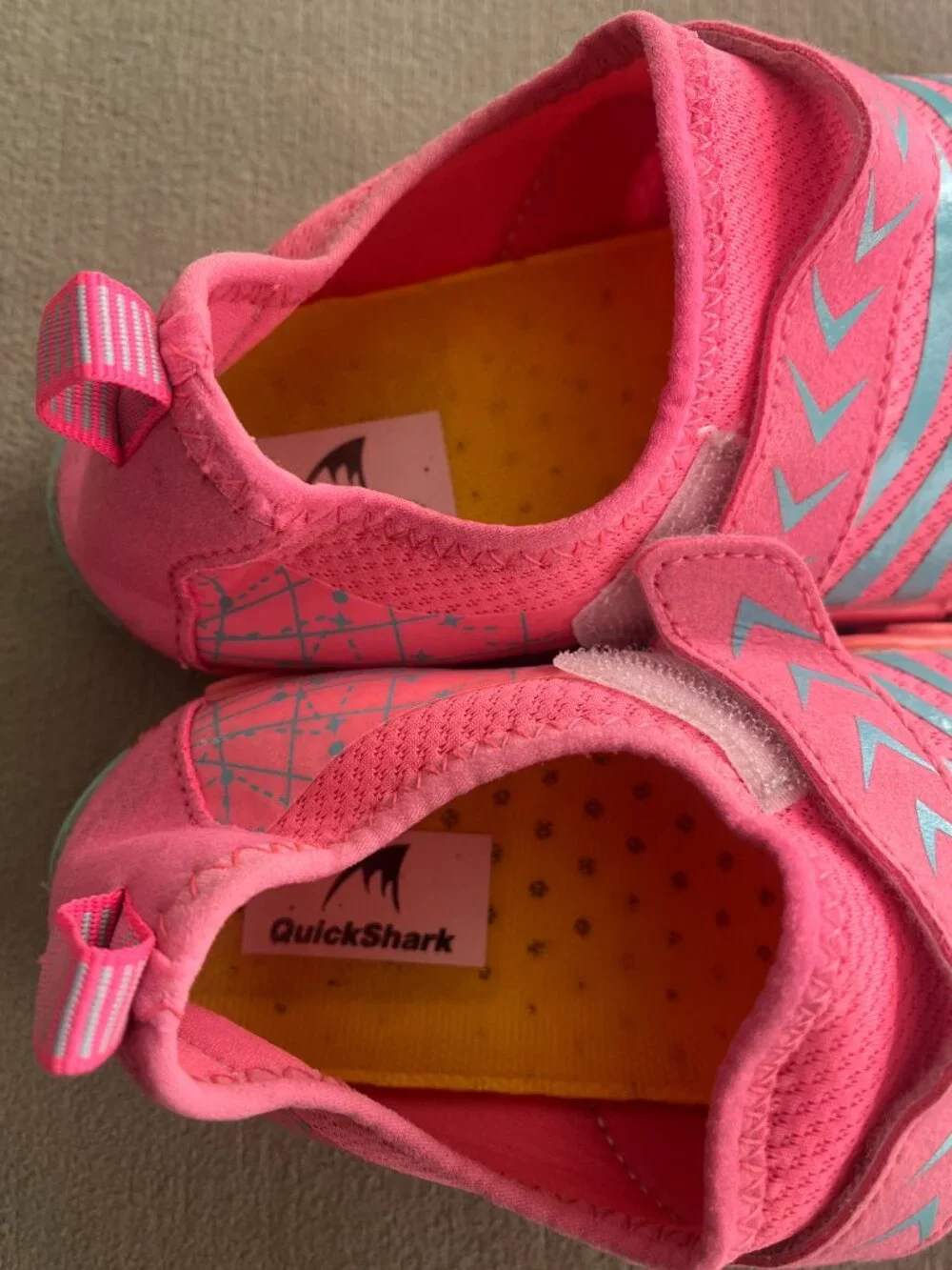 Quick Shark Unisex Pink & Blue Water Shoes Size EU 34 US 2.5-3